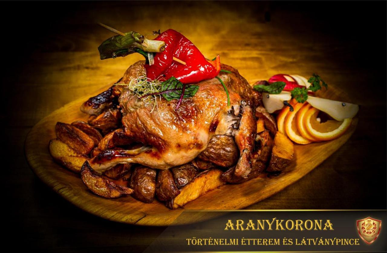 Aranykorona Hotel Μίσκολτς Εξωτερικό φωτογραφία