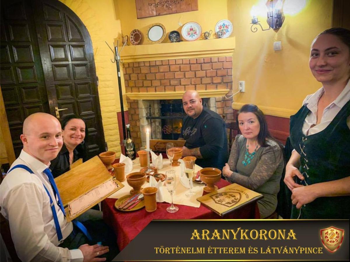 Aranykorona Hotel Μίσκολτς Εξωτερικό φωτογραφία