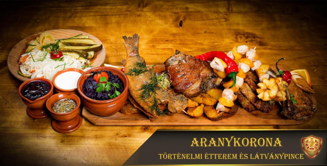 Aranykorona Hotel Μίσκολτς Εξωτερικό φωτογραφία