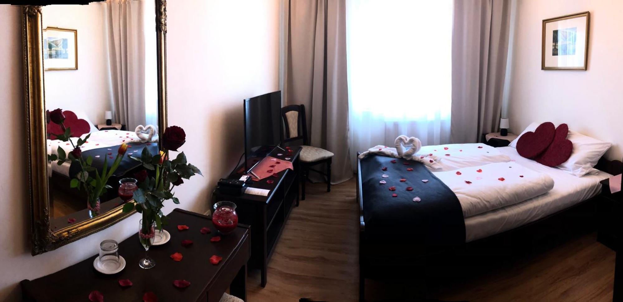 Aranykorona Hotel Μίσκολτς Εξωτερικό φωτογραφία