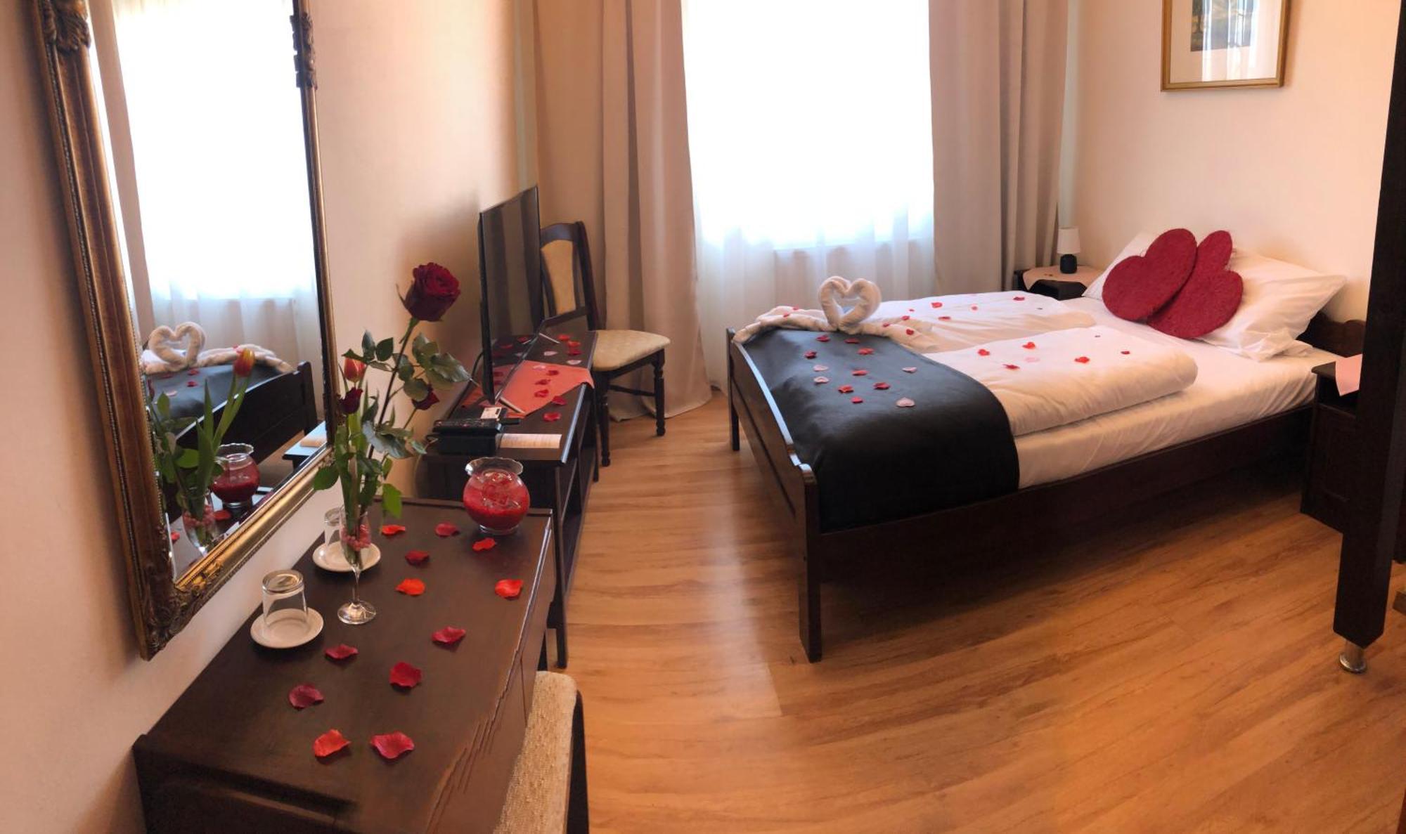 Aranykorona Hotel Μίσκολτς Εξωτερικό φωτογραφία
