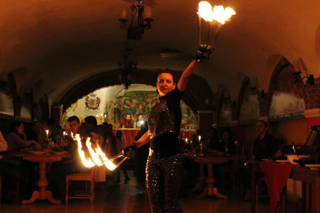 Aranykorona Hotel Μίσκολτς Εξωτερικό φωτογραφία